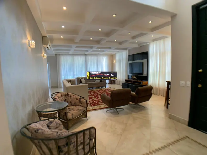 Foto 8 de Casa de Condomínio com 4 quartos para alugar, 550m2 em Valinhos - SP