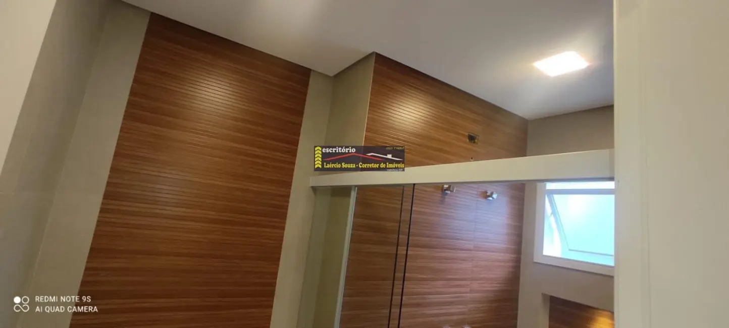 Casa de Condomínio com 3 quartos à venda, 227m2 em Valinhos - SP - imagem 3 Foto 3 de Casa de Condomínio com 3 quartos à venda, 227m2 em Valinhos - SP