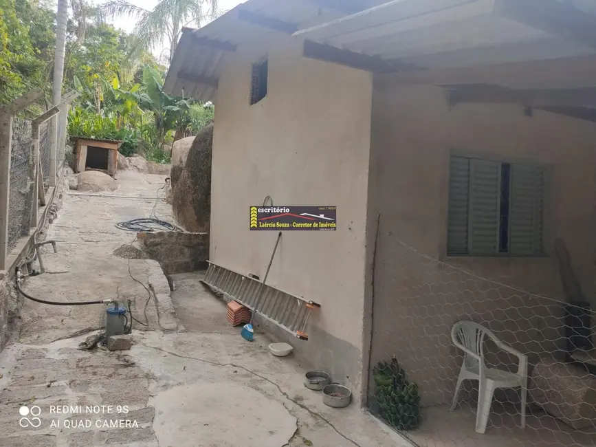 Chácara com 2 quartos à venda, 75m2 em Valinhos - SP - imagem 7 Foto 7 de Chácara com 2 quartos à venda, 75m2 em Valinhos - SP