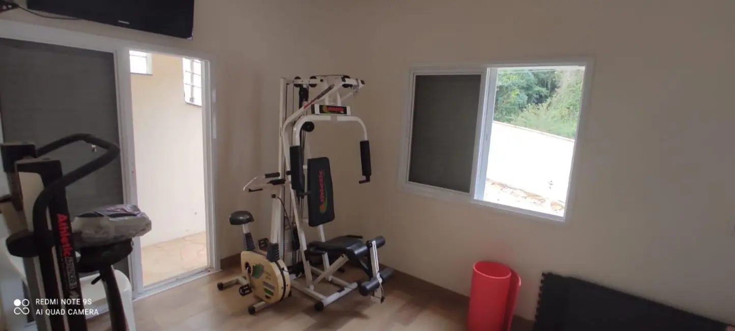 Casa de Condomínio com 5 quartos à venda, 350m2 em Valinhos - SP - imagem 5 Foto 5 de Casa de Condomínio com 5 quartos à venda, 350m2 em Valinhos - SP