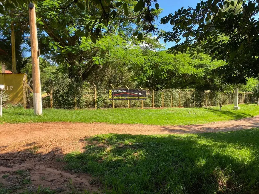 Foto 2 de Terreno / Lote à venda em Dois Corregos - SP