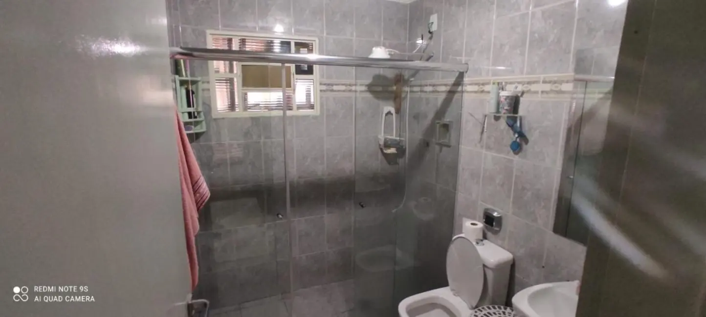 Casa com 4 quartos à venda, 160m2 em Valinhos - SP - imagem 6 Foto 6 de Casa com 4 quartos à venda, 160m2 em Valinhos - SP