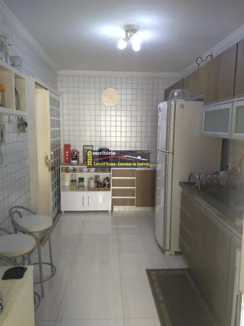 Apartamento com 2 quartos à venda, 87m2 em Valinhos - SP - imagem 4 Foto 4 de Apartamento com 2 quartos à venda, 87m2 em Valinhos - SP