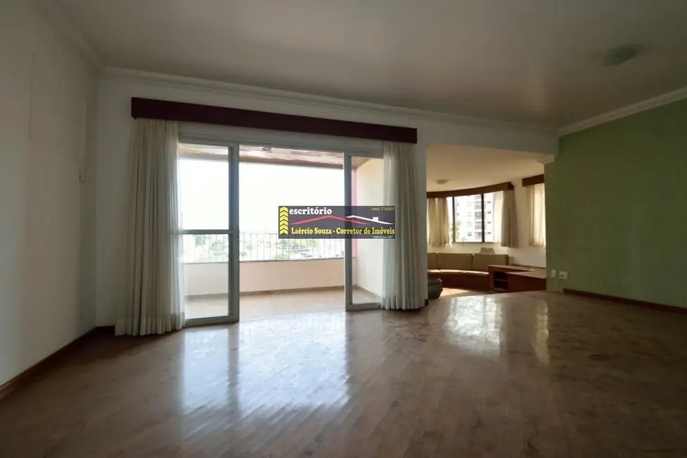 Apartamento com 3 quartos à venda, 200m2 em Valinhos - SP - imagem 3 Foto 3 de Apartamento com 3 quartos à venda, 200m2 em Valinhos - SP