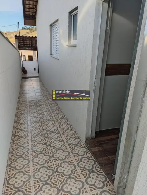 Casa com 3 quartos à venda, 180m2 em Borda Da Mata - MG - imagem 8 Foto 8 de Casa com 3 quartos à venda, 180m2 em Borda Da Mata - MG