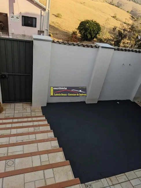 Casa com 3 quartos à venda, 180m2 em Borda Da Mata - MG - imagem 5 Foto 5 de Casa com 3 quartos à venda, 180m2 em Borda Da Mata - MG