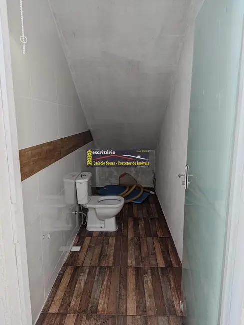 Casa com 3 quartos à venda, 180m2 em Borda Da Mata - MG - imagem 4 Foto 4 de Casa com 3 quartos à venda, 180m2 em Borda Da Mata - MG