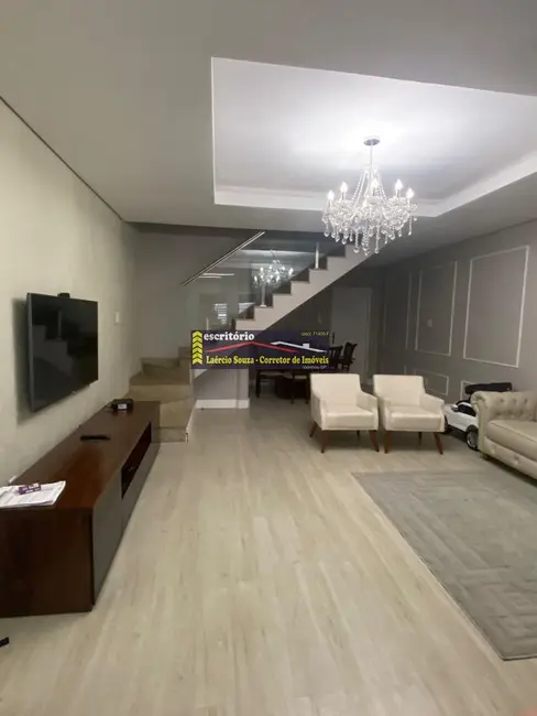 Foto 4 de Casa com 4 quartos à venda, 140m2 em São Paulo - SP