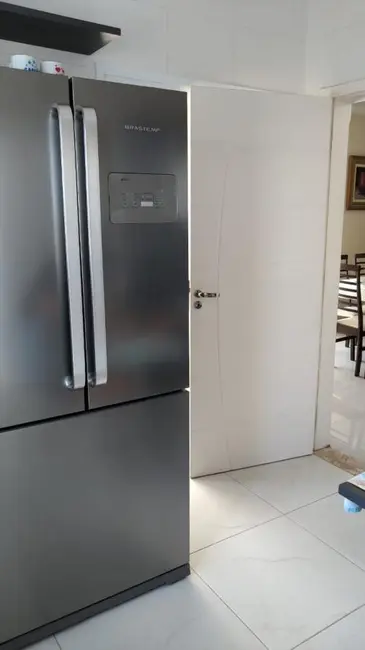 Casa de Condomínio com 3 quartos à venda, 235m2 em Valinhos - SP - imagem 9 Foto 9 de Casa de Condomínio com 3 quartos à venda, 235m2 em Valinhos - SP