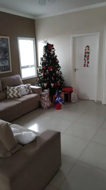 Casa de Condomínio com 3 quartos à venda, 235m2 em Valinhos - SP - imagem 2 Foto 2 de Casa de Condomínio com 3 quartos à venda, 235m2 em Valinhos - SP