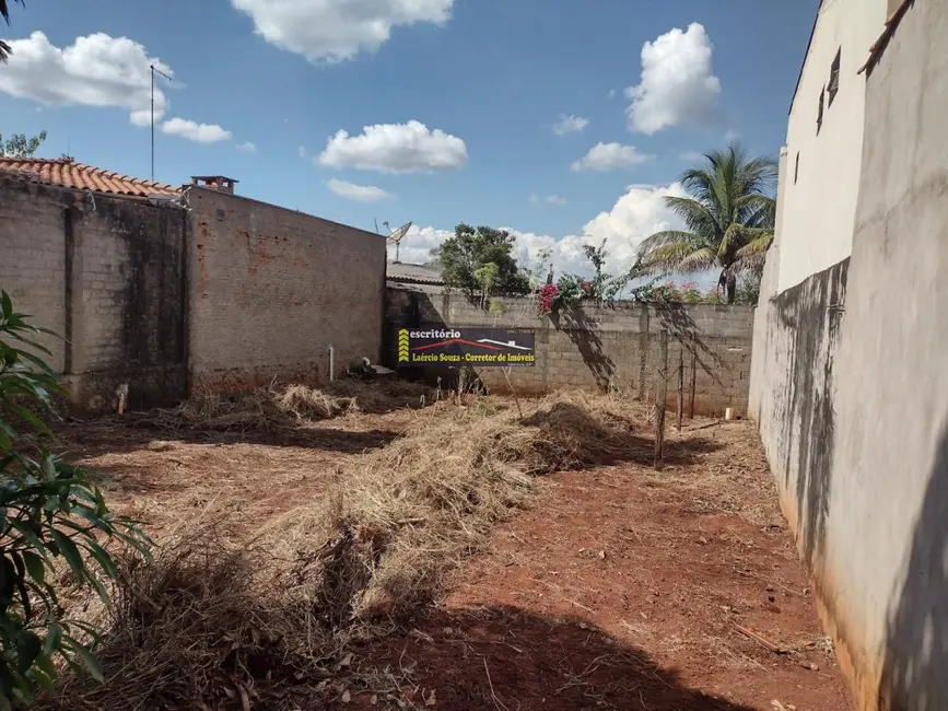 Foto 3 de Chácara com 1 quarto à venda, 80m2 em Aguai - SP