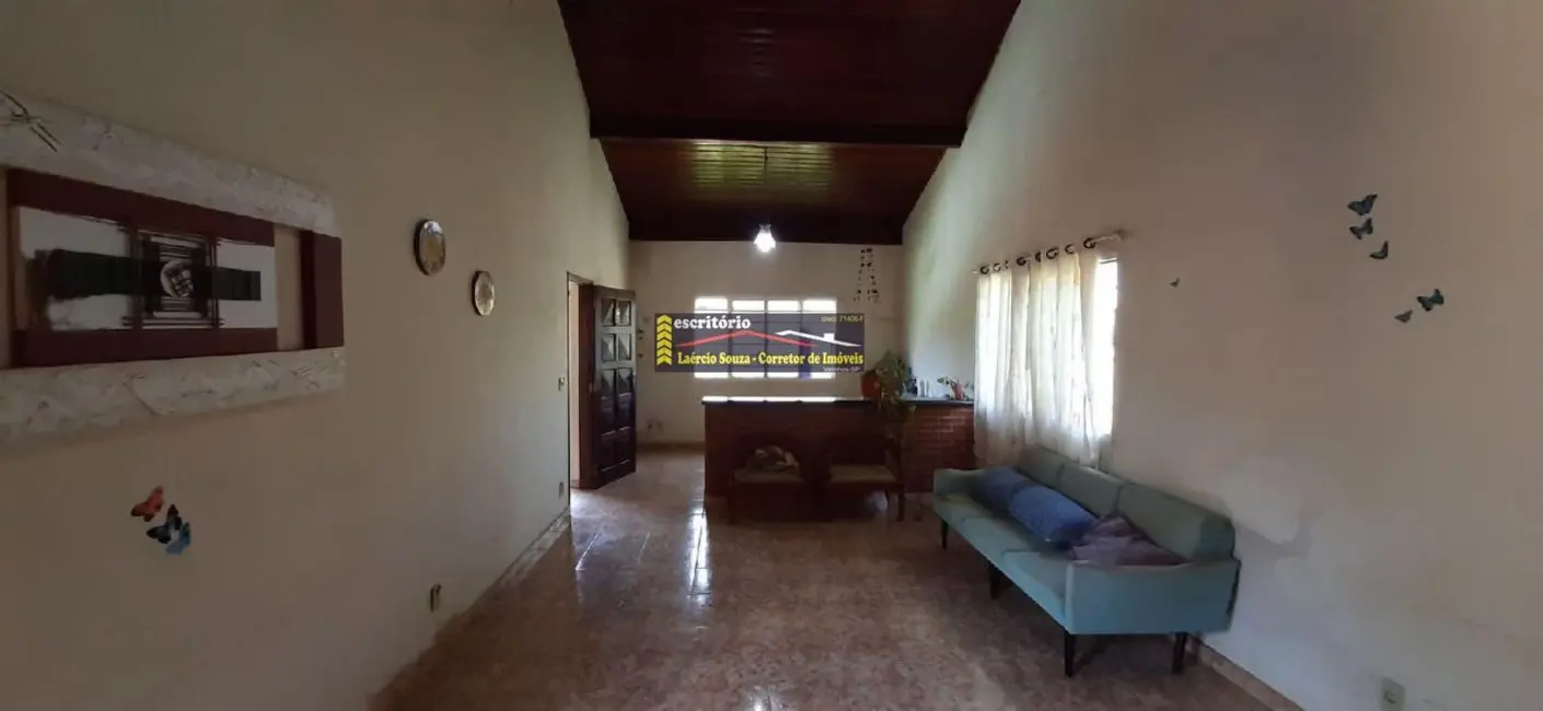 Chácara com 5 quartos à venda, 280m2 em Bom Jesus Dos Perdoes - SP - imagem 4 Foto 4 de Chácara com 5 quartos à venda, 280m2 em Bom Jesus Dos Perdoes - SP