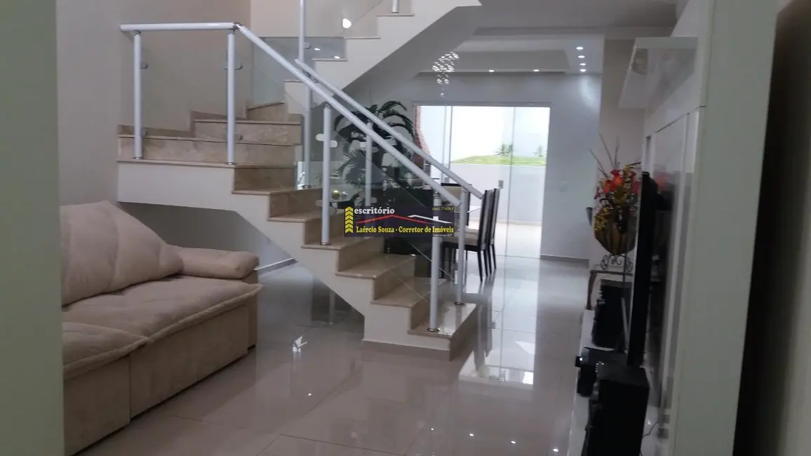 Casa de Condomínio com 3 quartos à venda, 183m2 em Valinhos - SP - imagem 8 Foto 8 de Casa de Condomínio com 3 quartos à venda, 183m2 em Valinhos - SP