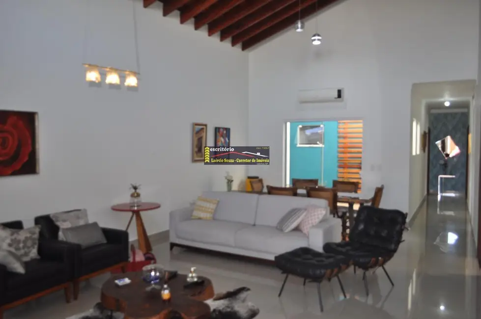 Casa de Condomínio com 3 quartos à venda, 220m2 em Valinhos - SP - imagem 5 Foto 5 de Casa de Condomínio com 3 quartos à venda, 220m2 em Valinhos - SP