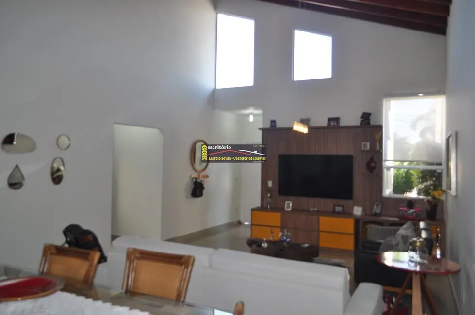 Casa de Condomínio com 3 quartos à venda, 220m2 em Valinhos - SP - imagem 7 Foto 7 de Casa de Condomínio com 3 quartos à venda, 220m2 em Valinhos - SP