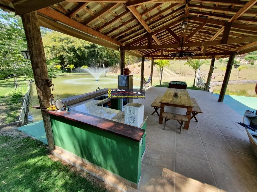 Sítio / Rancho com 5 quartos à venda, 700m2 em Amparo - SP - imagem 5 Foto 5 de Sítio / Rancho com 5 quartos à venda, 700m2 em Amparo - SP