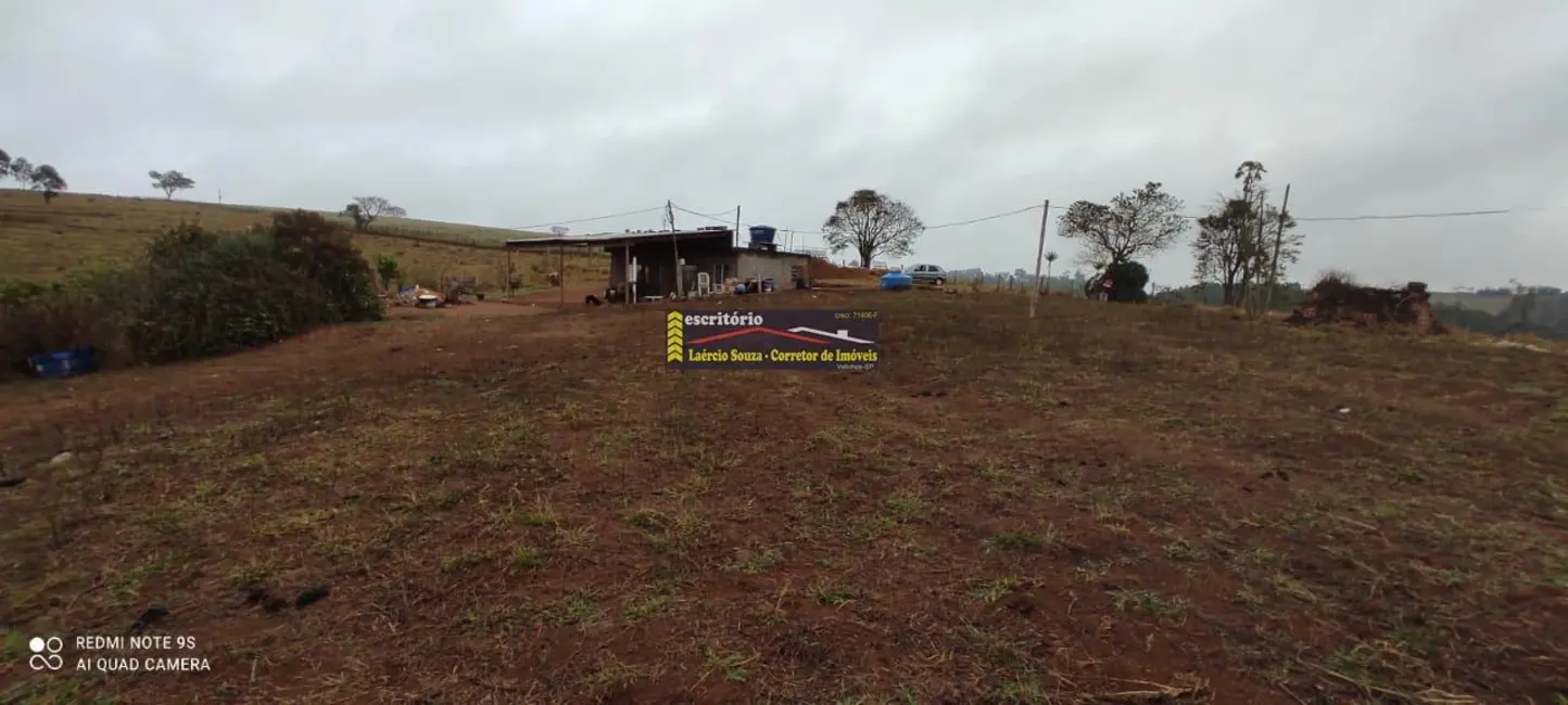 Sítio / Rancho com 2 quartos à venda, 90m2 em Tuiuti - SP - imagem 3 Foto 3 de Sítio / Rancho com 2 quartos à venda, 90m2 em Tuiuti - SP