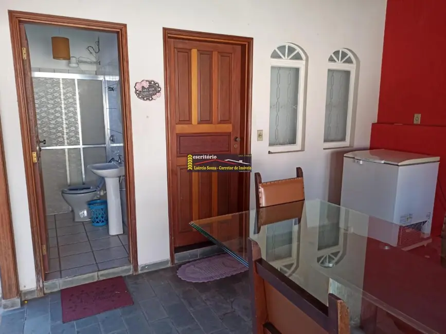Casa com 3 quartos à venda, 206m2 em Valinhos - SP - imagem 7 Foto 7 de Casa com 3 quartos à venda, 206m2 em Valinhos - SP
