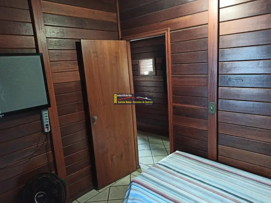 Casa com 3 quartos à venda, 206m2 em Valinhos - SP - imagem 4 Foto 4 de Casa com 3 quartos à venda, 206m2 em Valinhos - SP