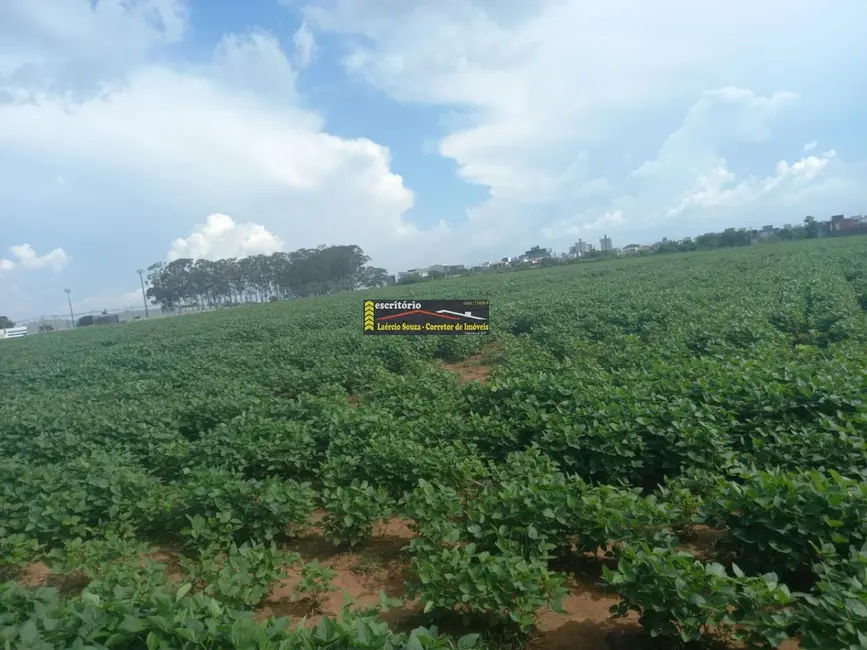 Foto 3 de Terreno / Lote à venda em Hortolandia - SP
