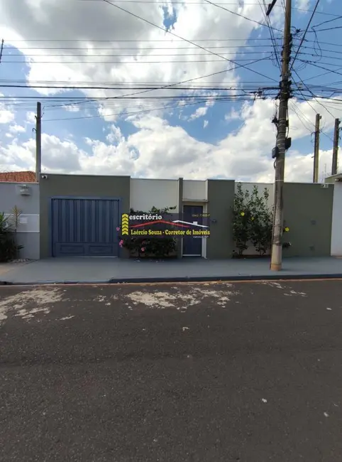 Foto 3 de Casa com 3 quartos à venda, 200m2 em Ribeirao Preto - SP