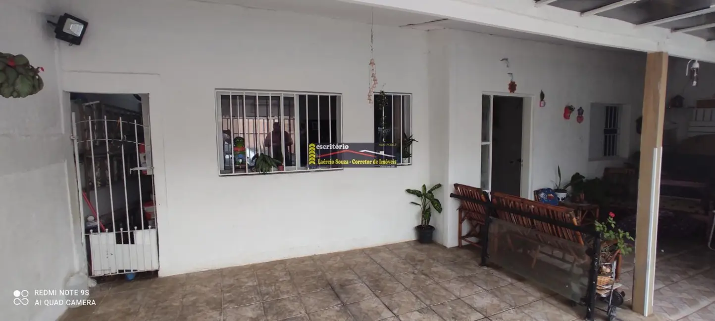 Foto 1 de Casa com 4 quartos à venda em Valinhos - SP