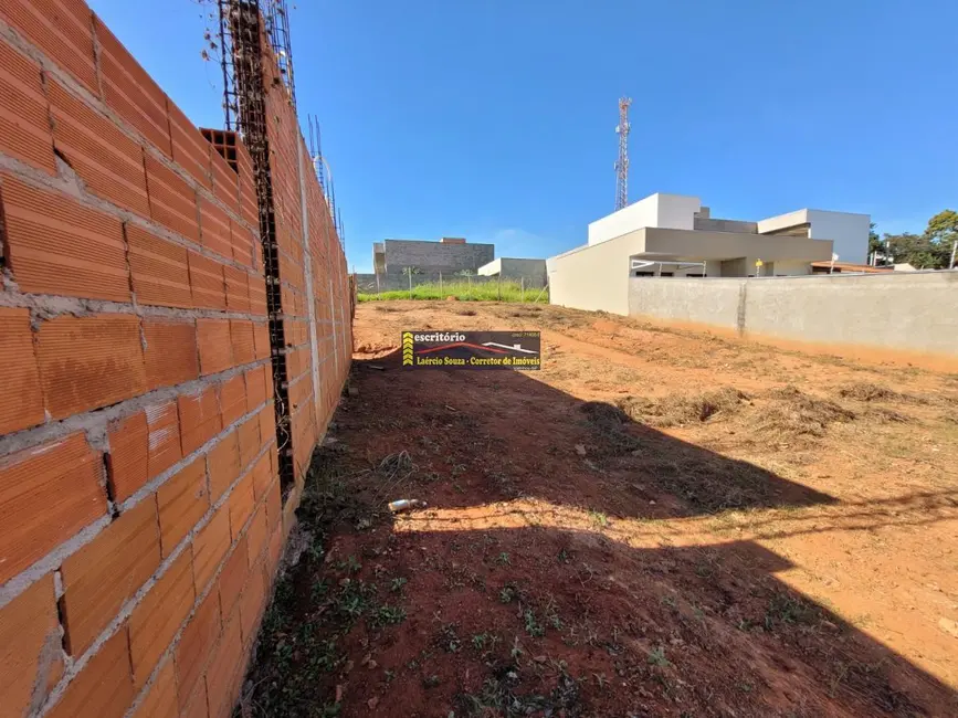 Terreno / Lote à venda em Valinhos - SP - imagem 3 Foto 3 de Terreno / Lote à venda em Valinhos - SP