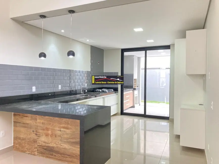 Foto 3 de Casa de Condomínio com 3 quartos à venda, 140m2 em Paulinia - SP