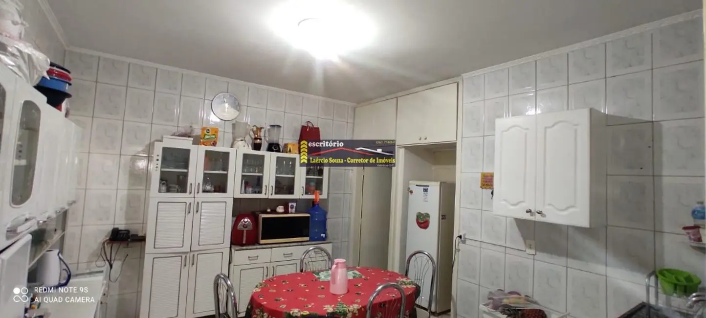 Casa com 2 quartos à venda, 180m2 em Valinhos - SP - imagem 7 Foto 7 de Casa com 2 quartos à venda, 180m2 em Valinhos - SP