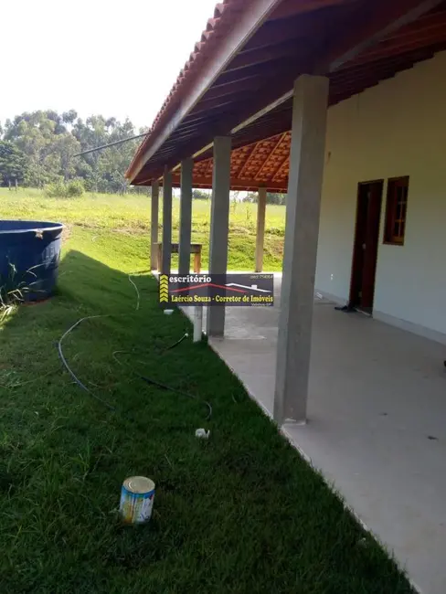 Sítio / Rancho com 2 quartos à venda, 240m2 em Monte Mor - SP - imagem 3 Foto 3 de Sítio / Rancho com 2 quartos à venda, 240m2 em Monte Mor - SP