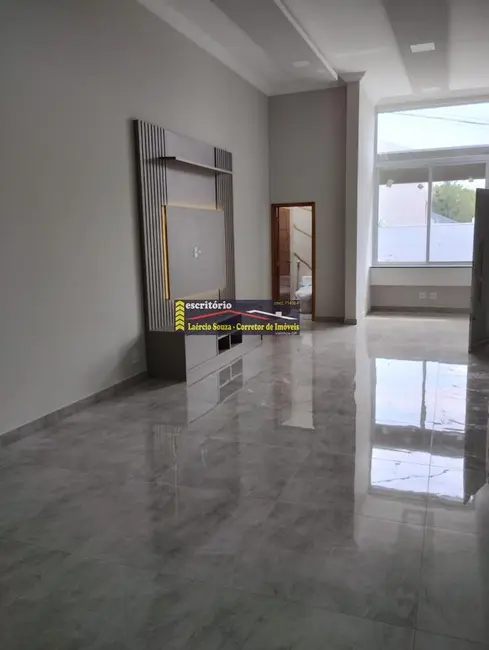 Casa de Condomínio com 3 quartos à venda, 186m2 em Valinhos - SP - imagem 5 Foto 5 de Casa de Condomínio com 3 quartos à venda, 186m2 em Valinhos - SP