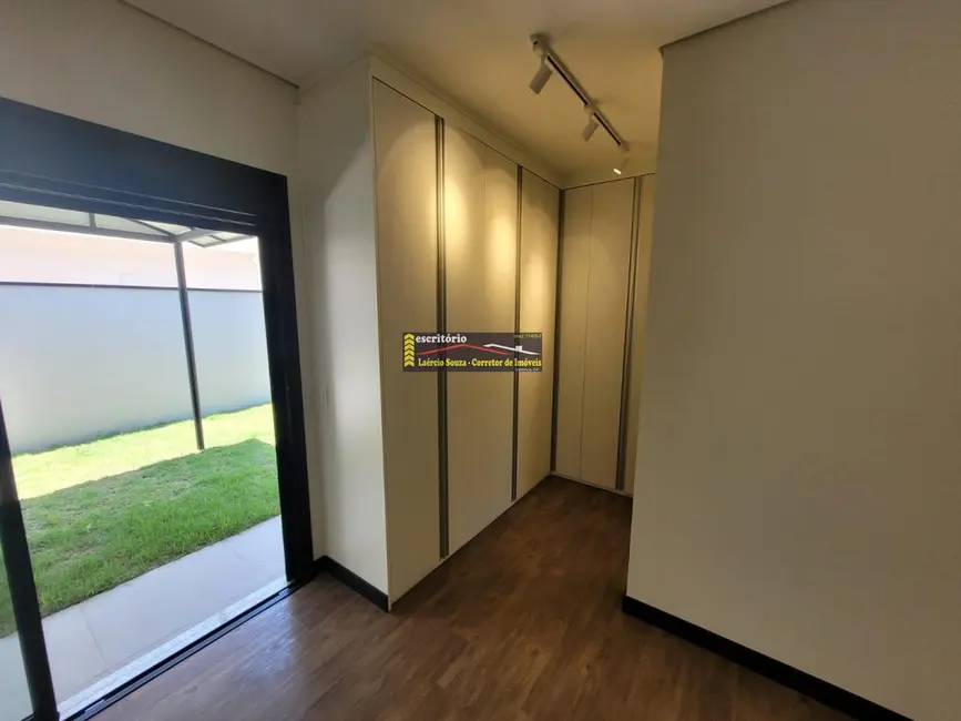 Foto 7 de Casa de Condomínio com 3 quartos à venda, 161m2 em Valinhos - SP