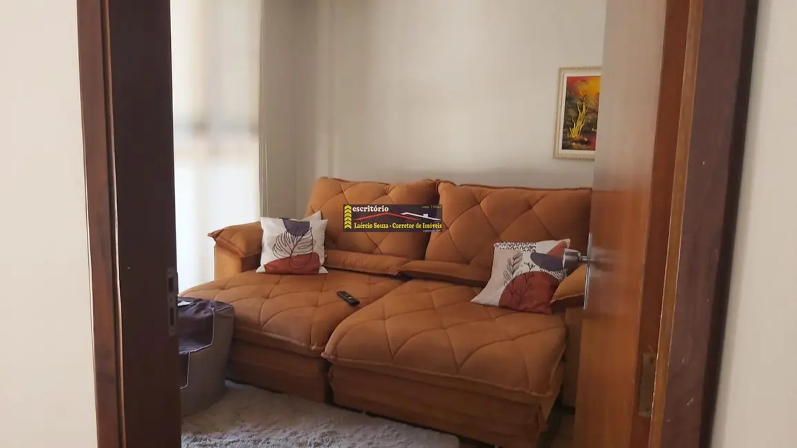 Foto 2 de Casa com 3 quartos à venda, 198m2 em Valinhos - SP