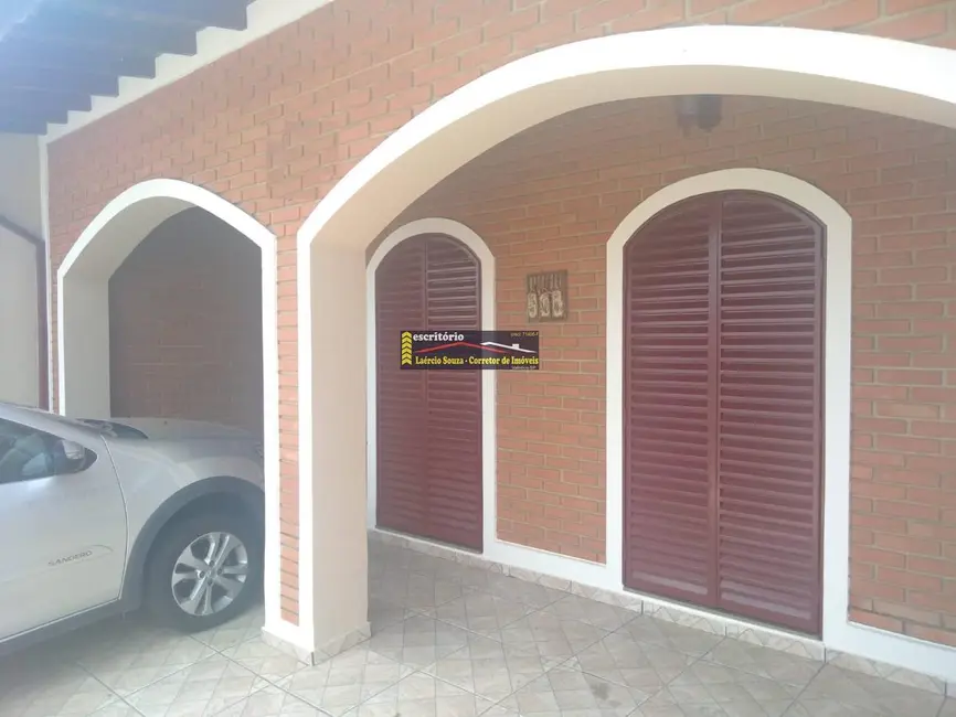 Casa com 3 quartos à venda, 200m2 em Campinas - SP - imagem 1 Foto 1 de Casa com 3 quartos à venda, 200m2 em Campinas - SP