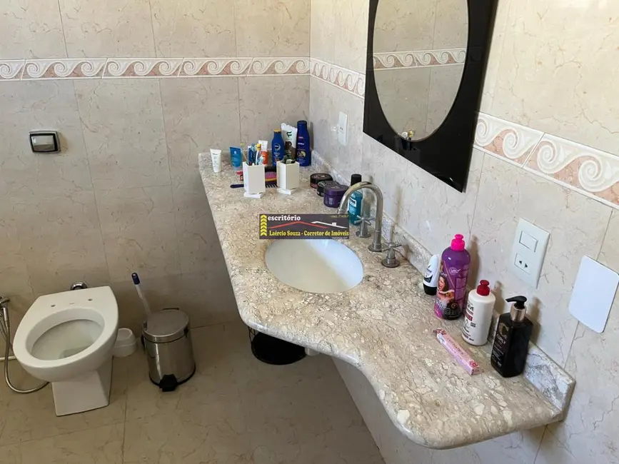 Casa de Condomínio com 3 quartos à venda, 289m2 em Valinhos - SP - imagem 9 Foto 9 de Casa de Condomínio com 3 quartos à venda, 289m2 em Valinhos - SP