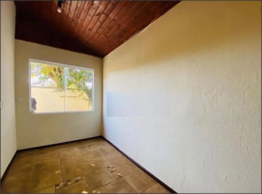 Casa com 3 quartos à venda, 140m2 em Valinhos - SP - imagem 3 Foto 3 de Casa com 3 quartos à venda, 140m2 em Valinhos - SP