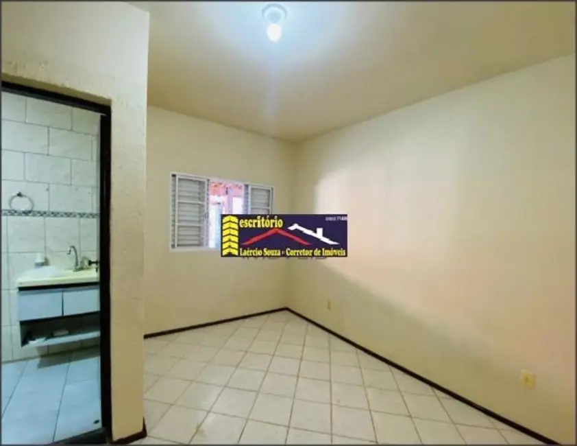 Casa com 3 quartos à venda, 140m2 em Valinhos - SP - imagem 5 Foto 5 de Casa com 3 quartos à venda, 140m2 em Valinhos - SP