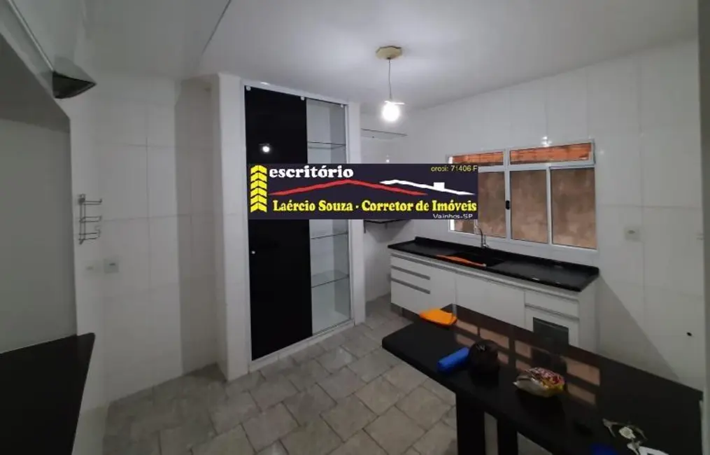 Casa com 3 quartos à venda, 265m2 em Valinhos - SP - imagem 3 Foto 3 de Casa com 3 quartos à venda, 265m2 em Valinhos - SP