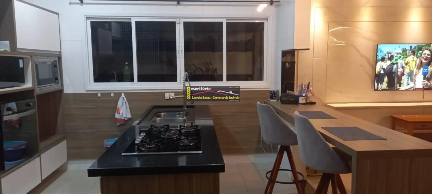 Casa com 4 quartos à venda, 240m2 em Indaiatuba - SP - imagem 2 Foto 2 de Casa com 4 quartos à venda, 240m2 em Indaiatuba - SP