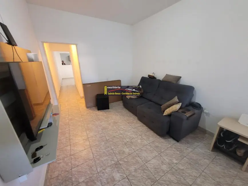 Foto 2 de Casa com 4 quartos à venda, 173m2 em Valinhos - SP