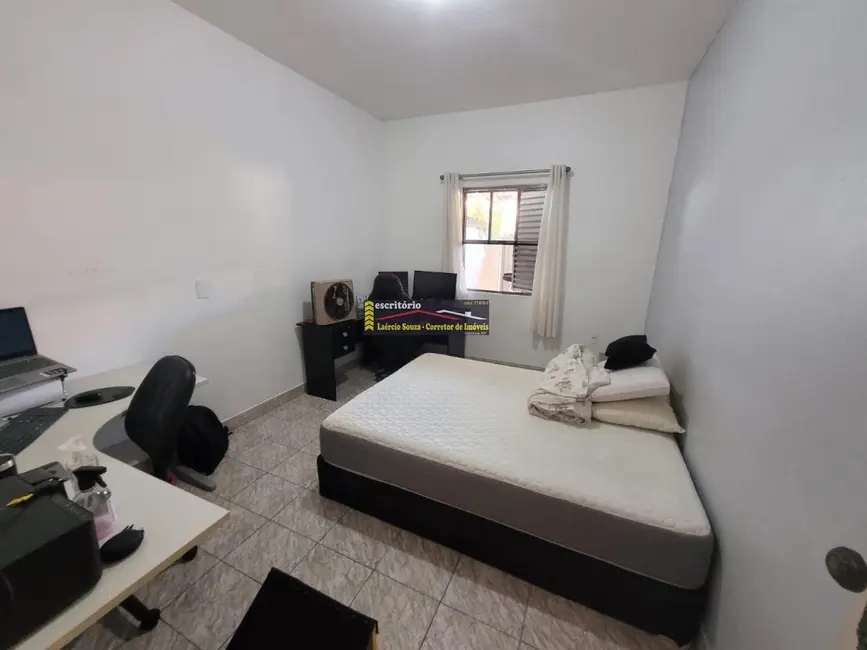 Foto 5 de Casa com 4 quartos à venda, 173m2 em Valinhos - SP