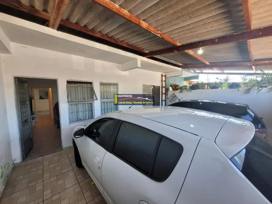 Foto 1 de Casa com 4 quartos à venda, 173m2 em Valinhos - SP