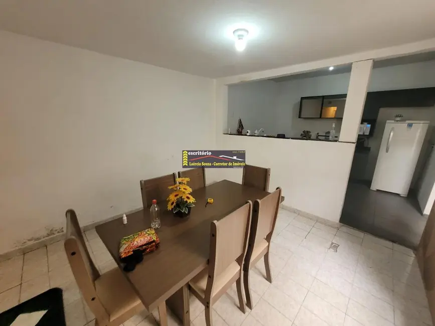 Foto 6 de Casa com 4 quartos à venda, 173m2 em Valinhos - SP