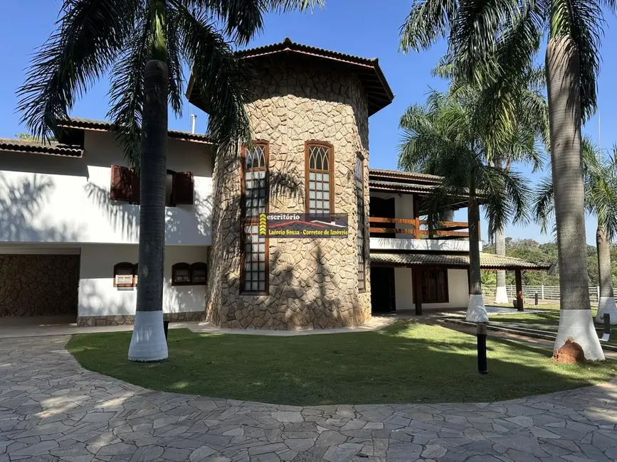 Foto 1 de Casa de Condomínio com 4 quartos para alugar, 600m2 em Valinhos - SP