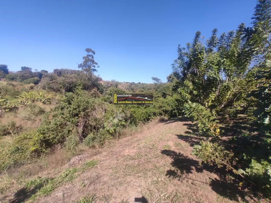 Sítio / Rancho com 2 quartos à venda em Valinhos - SP - imagem 9 Foto 9 de Sítio / Rancho com 2 quartos à venda em Valinhos - SP