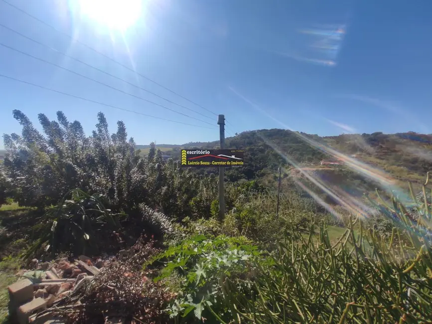 Sítio / Rancho com 2 quartos à venda em Valinhos - SP - imagem 7 Foto 7 de Sítio / Rancho com 2 quartos à venda em Valinhos - SP