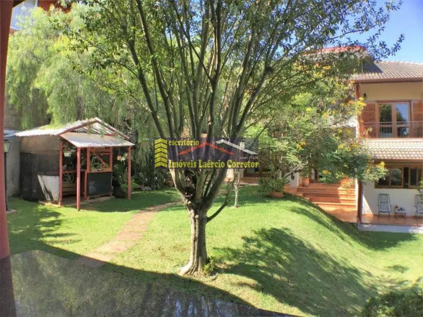 Casa de Condomínio com 4 quartos para alugar, 380m2 em Valinhos - SP - imagem 8 Foto 8 de Casa de Condomínio com 4 quartos para alugar, 380m2 em Valinhos - SP