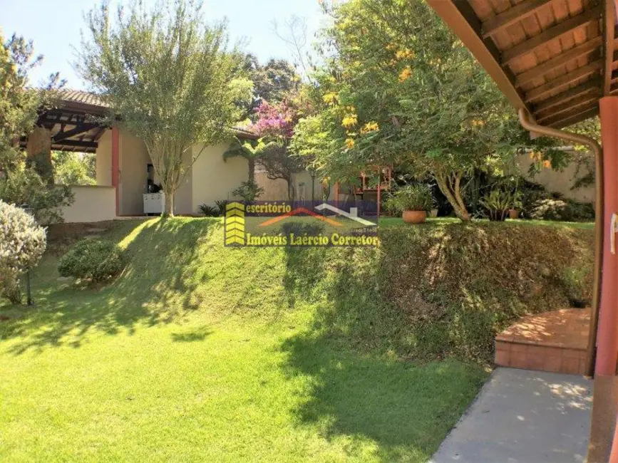 Casa de Condomínio com 4 quartos para alugar, 380m2 em Valinhos - SP - imagem 5 Foto 5 de Casa de Condomínio com 4 quartos para alugar, 380m2 em Valinhos - SP