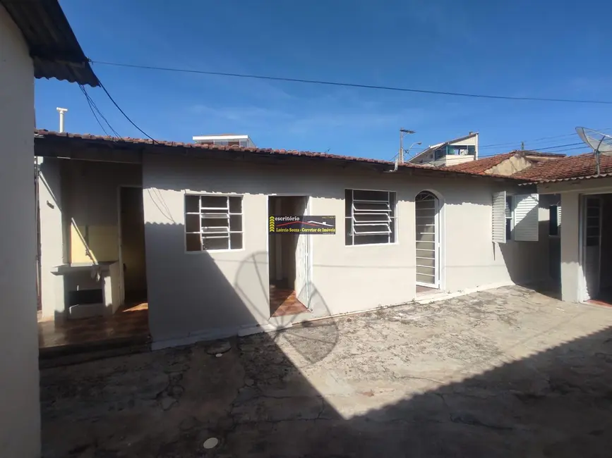 Casa com 2 quartos à venda, 120m2 em Valinhos - SP - imagem 8 Foto 8 de Casa com 2 quartos à venda, 120m2 em Valinhos - SP