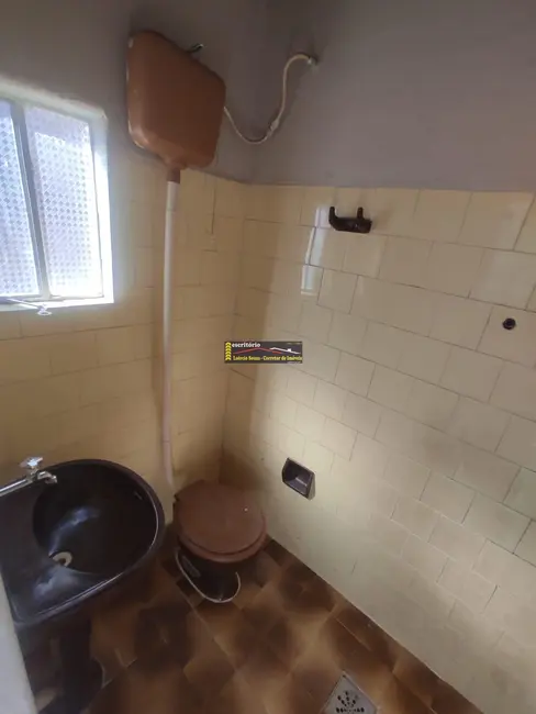 Casa com 2 quartos à venda, 120m2 em Valinhos - SP - imagem 4 Foto 4 de Casa com 2 quartos à venda, 120m2 em Valinhos - SP